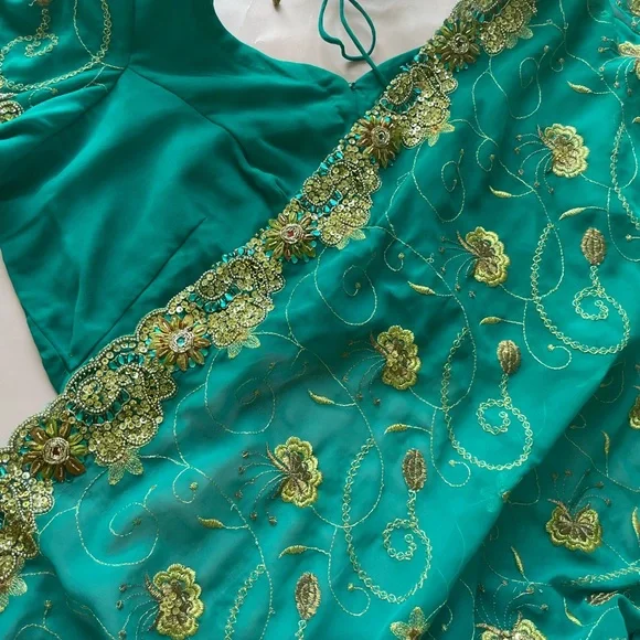 Designer Sona Chaandi sari saree turquoise gold work engagement wedding - Picture 9 of 11